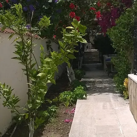 Garden-view Lejlighed